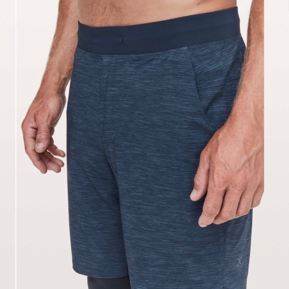 Lululemon T.H.E. Short Mens Small Heather Blue Drawstring Athleisure